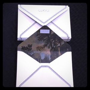 NEW Authentic Gucci set of 40 printed envelopes